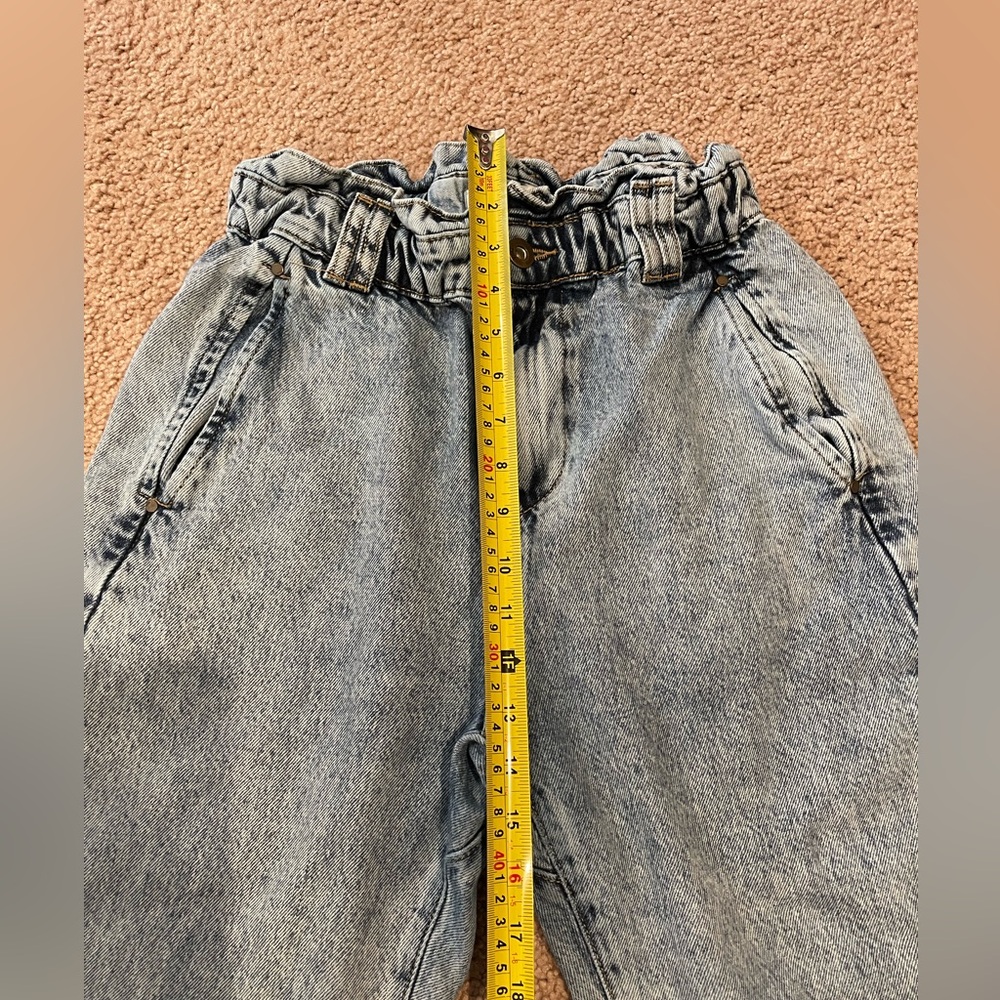 ZARA High-waisted Paper bag Mom Jeans - Picture 3 of 9